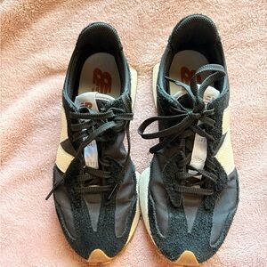 New Balance Black & Cream Casual Trainer Sneakers